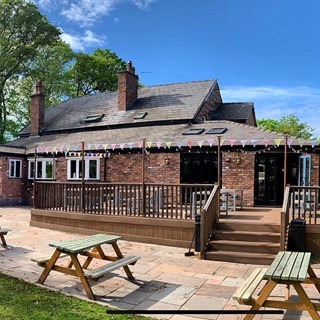 farmers arms resdiary frankby