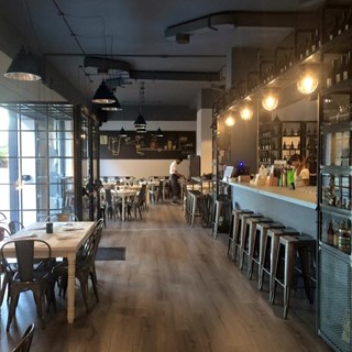 Levante Pizza e Birra Rubiu - Book restaurants online with ...